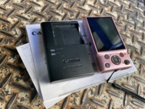 Canon(キャノン)コンパクトデジタルカメラIXY 100F