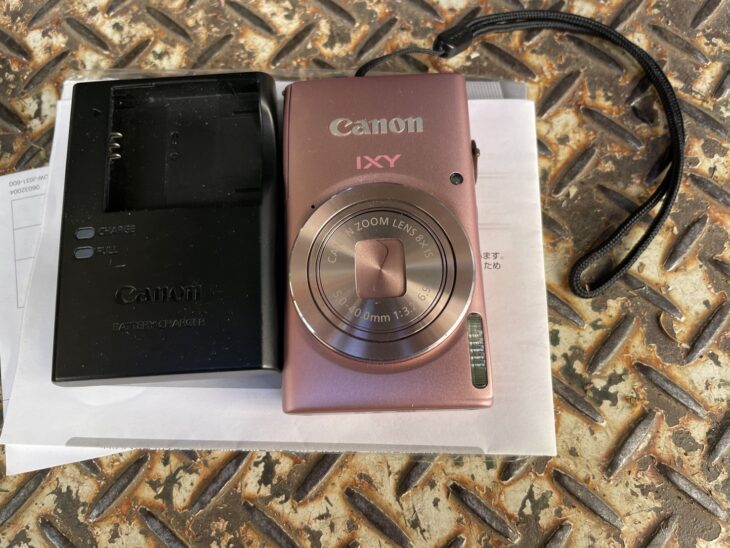 Canon（キャノン）コンパクトデジタルカメラIXY 100F