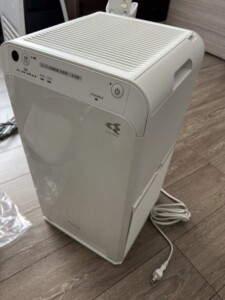 DAIKIN(ダイキン)空気清浄機 ACM55Z-W 2023年製