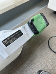makita(マキタ)充電式クリーナー CL108FD