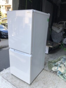 SHARP(シャープ)152L 2ドア冷蔵庫 SJ-D15G-W 2021年製