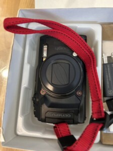 OLYMPUS(オリンパス)コンパクトデジタルカメラ TG-6