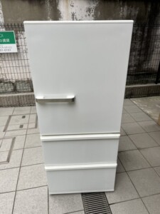 AQUA(アクア)272L 3ドア冷蔵庫 AQR-27H(W) 2019年製