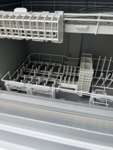 Panasonic(パナソニック)食器洗い乾燥機 NP-TH4-C 2021年製