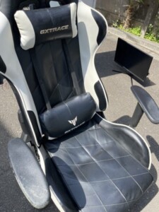 GXTRACE ゲーミングチェア