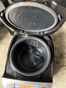 ZOJIRUSHI(象印)マイコン炊飯ジャー NL-BU05 2019年製