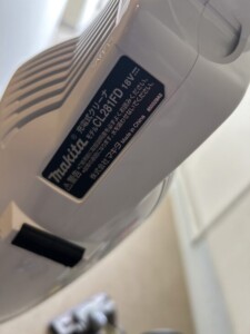 makita(マキタ)充電式クリーナー CL281FD