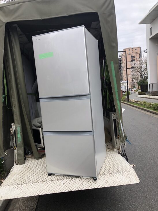 TOSHIBA（東芝）330L 3ドア冷蔵庫 GR-M33S(S) 2019年製