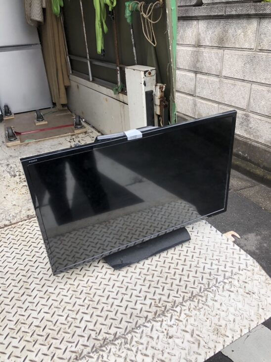 SHARP（シャープ）32型液晶テレビ LC-32H30 2016年製