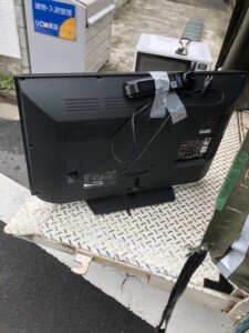 SHARP(シャープ)32型液晶テレビ LC-32H30 2016年製