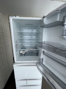 TOSHIBA(東芝)411L 5ドア冷蔵庫 GR-U41GXH(EW) 2022年製