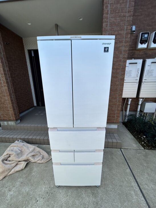 SHARP（シャープ）504L 6ドア冷蔵庫 SJ-MF50J-W 2022年製