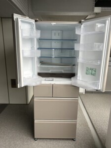 MITSUBISHI(三菱)602L 6ドア冷蔵庫 MR-MZ60J-C 2023年製