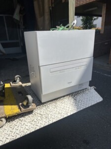 Panasonic(パナソニック)食器洗い乾燥機 NP-TA4-W 2020年製