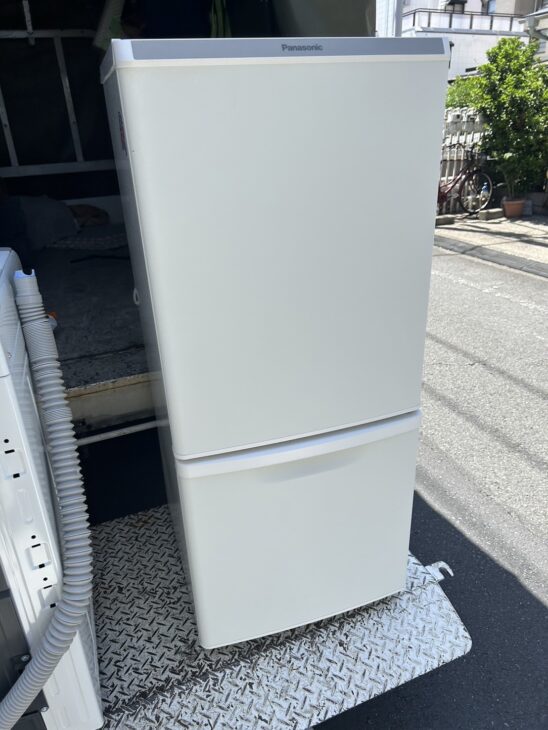 Panasonic（パナソニック）138L 2ドア冷蔵庫 NR-B14DW-W 2020年製