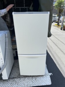 Panasonic(パナソニック)138L 2ドア冷蔵庫 NR-B14DW-W 2020年製