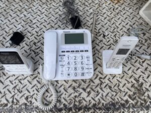 Panasonic(パナソニック)デジタルコードレス電話機 VE-E10