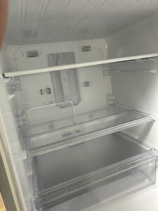 MITSUBISHI(三菱)335L 3ドア冷蔵庫 MR-C34D-W 2019年製