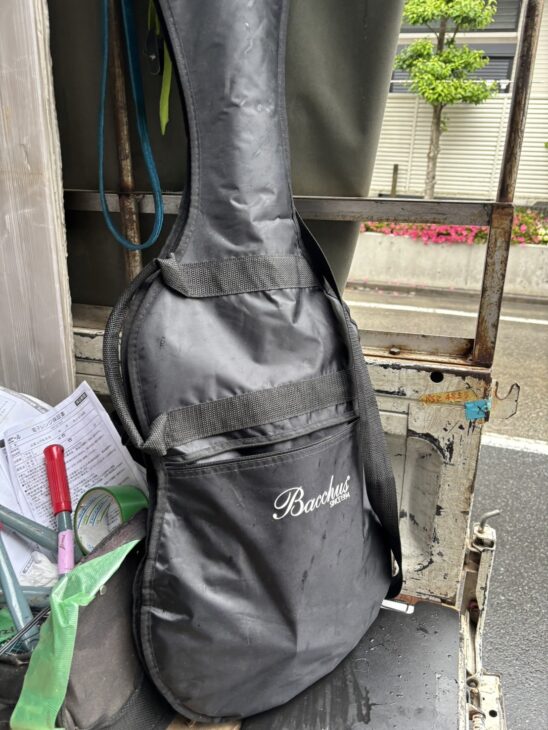 Bacchus（バッカス）ギター