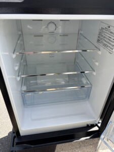 Hisense(ハイセンス)135L 2ドア冷蔵庫 HR-G13C-BR 2023年製