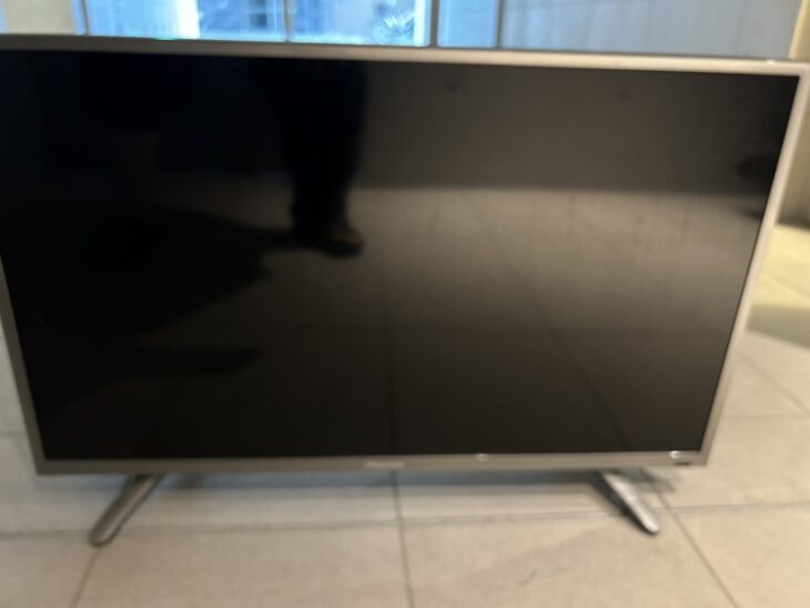 Hisense（ハイセンス）32型液晶テレビ HS32K225 2016年製