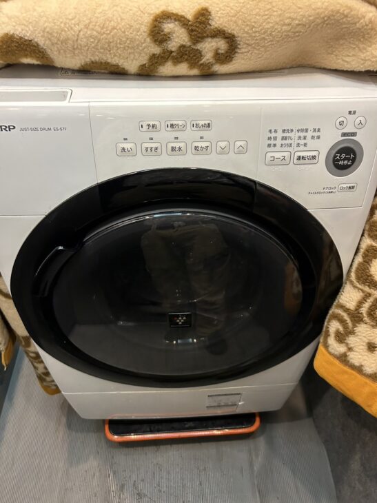 SHARP（シャープ）7.0キロ ドラム式洗濯乾燥機 ES-S7F-WR 2021年製