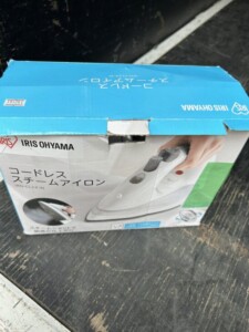 IRIS OHYAMA(アイリスオーヤマ)コードレススチームアイロン IRN-CL24-W