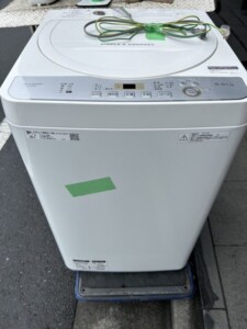 SHARP(シャープ)5.5キロ 全自動洗濯機 ES-GE5C-W 2019年製