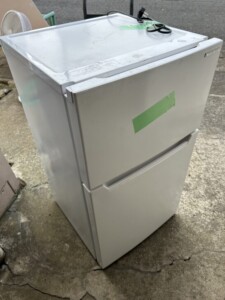 YAMADA(ヤマダ)87L 2ドア冷蔵庫 YRZ-C09H1 2022年製