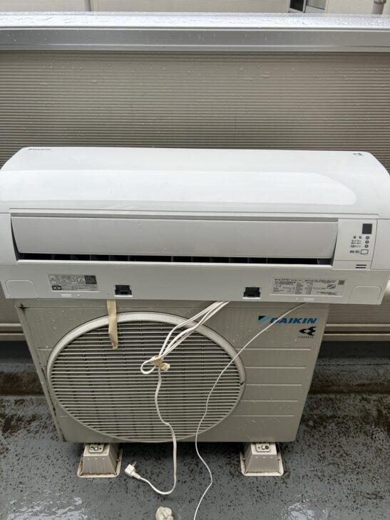 DAIKIN（ダイキン）2.5kW ルームエアコン AN25YEBKS-W 2021年製
