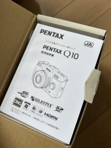 PENTAX レンズ交換式デジタル一眼カメラ Q10