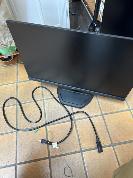 PHILIPS（フィリップス）液晶モニター 230S8Q 2020年製