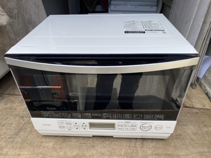 TOSHIBA（東芝）過熱水蒸気オーブンレンジ ER-VD80（W)2021年製