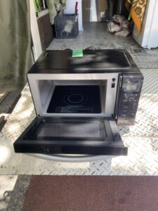 Haier(ハイアール)電子レンジ JM-FH18H 2022年製