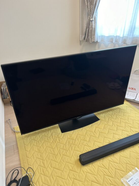 SHARP（シャープ）70型液晶テレビ 8T-C70BW1 2019年製