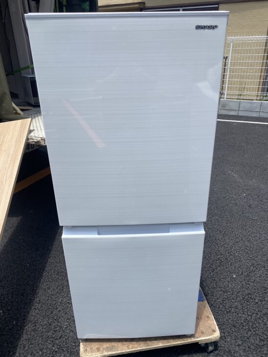 SHARP（シャープ）152L 2ドア冷蔵庫 SJ-D15H-W 2021年製