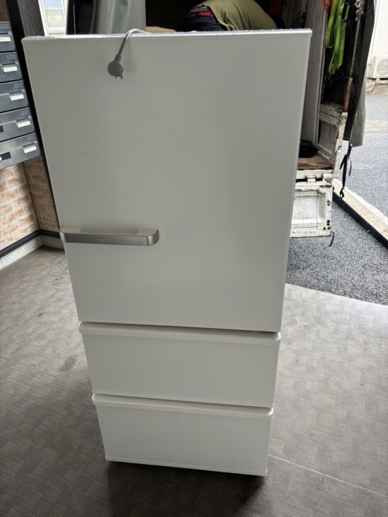 AQUA（アクア）272L 3ドア冷蔵庫 AQR-27M2（W) 2022年製