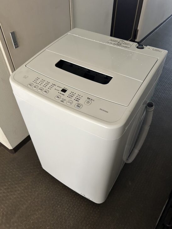 ＊東京都付近取引限定＊美品　アイリスオーヤマ　高年式　洗濯機 IAW-T451 ①656番 アイリスオーヤマ✨電気洗濯機✨IAW-T451‼️
