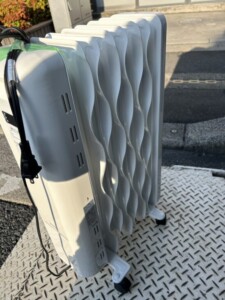 IRIS OHYAMA(アイリスオーヤマ)オイルヒーター IWH2-1208M-W 2020年製