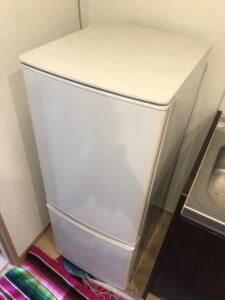 MITSUBISHI(三菱)146L 2ドア冷蔵庫 MR-P15F-W 2020年製