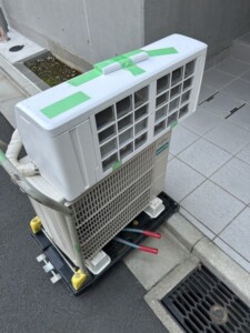FUJITSU(富士通)2.2kW ルームエアコン AS-R222M-W 2022年製