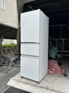 MITSUBISHI(三菱)272L 3ドア冷蔵庫 MR-CX27G-W 2022年製