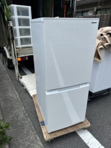 SHARP(シャープ)152L 2ドア冷蔵庫 SJ-D15G-W 2021年製