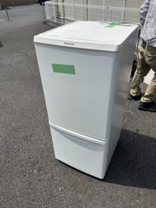 Panasonic(パナソニック)138L 2ドア冷蔵庫 NR-B14CW-W 2020年製