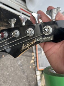 Aria Pro II(アリアプロツー)エレキギター AVB-series