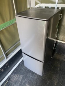 MITSUBISHI(三菱)146L 2ドア冷蔵庫 MR-P15F-H 2021年製