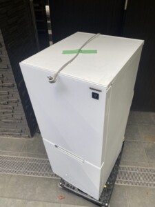 SHARP(シャープ)152L 2ドア冷蔵庫 SJ-GD15J-W 2023年製