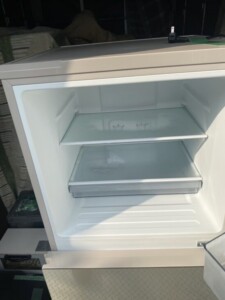 TWINBIRD(ツインバード)146L 2ドア冷蔵庫 KHR-EJ15 2019年製