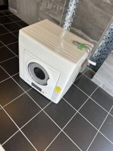 Panasonic(パナソニック)5.0キロ 除湿形電気衣類乾燥機 NH-D503 2024年製