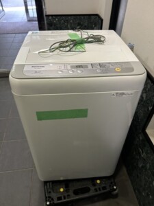 Panasonic(パナソニック)自動電気洗濯機 5.0kg NA-F50B11 2018年製
